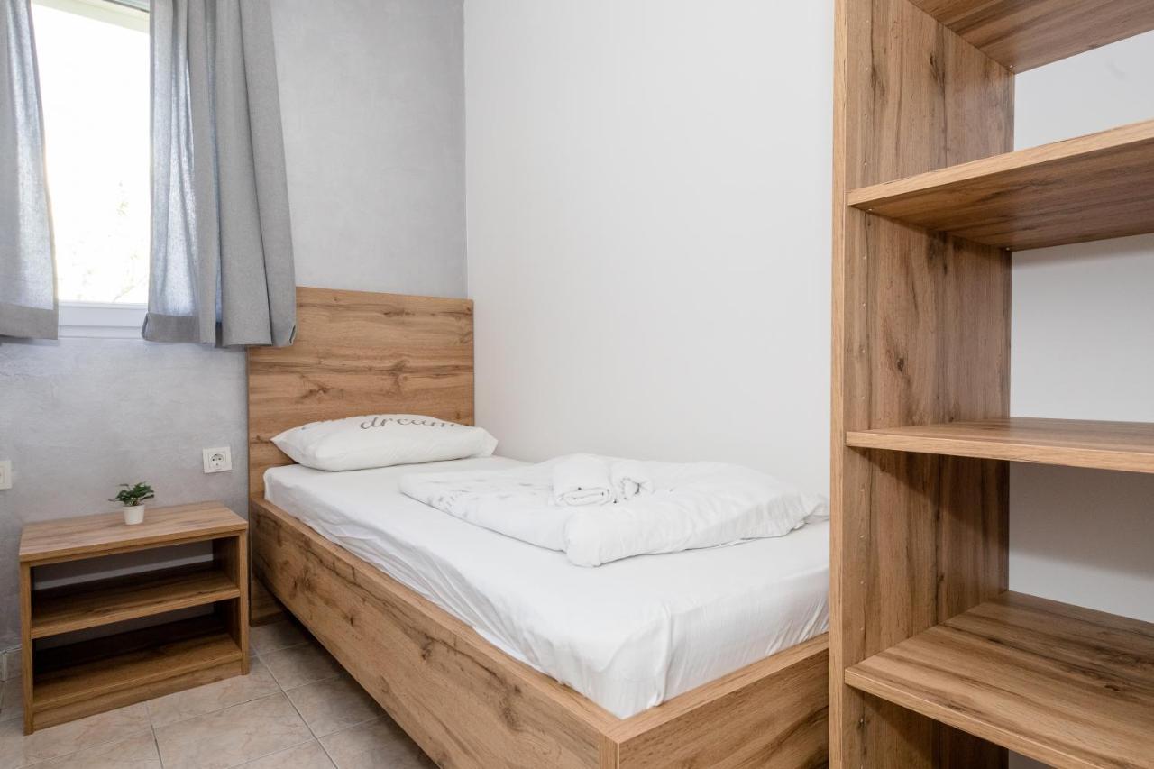 Apartmani Ana & Milo Lopar Exteriör bild