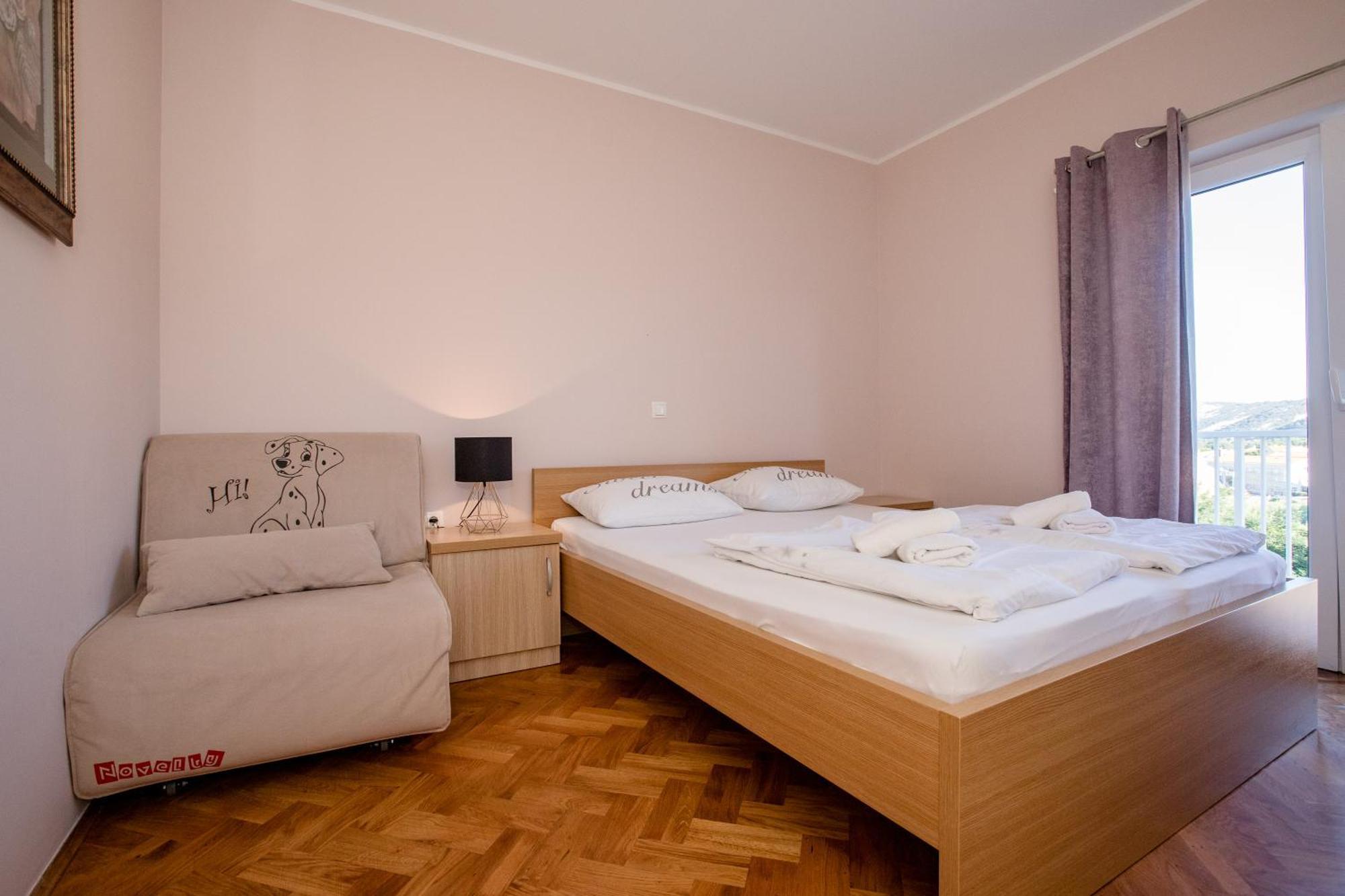Apartmani Ana & Milo Lopar Rum bild