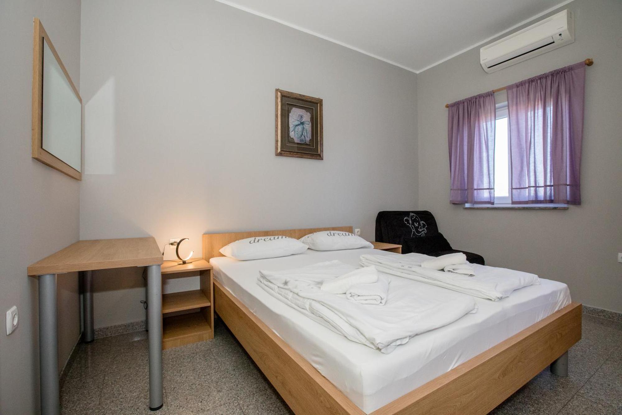 Apartmani Ana & Milo Lopar Rum bild