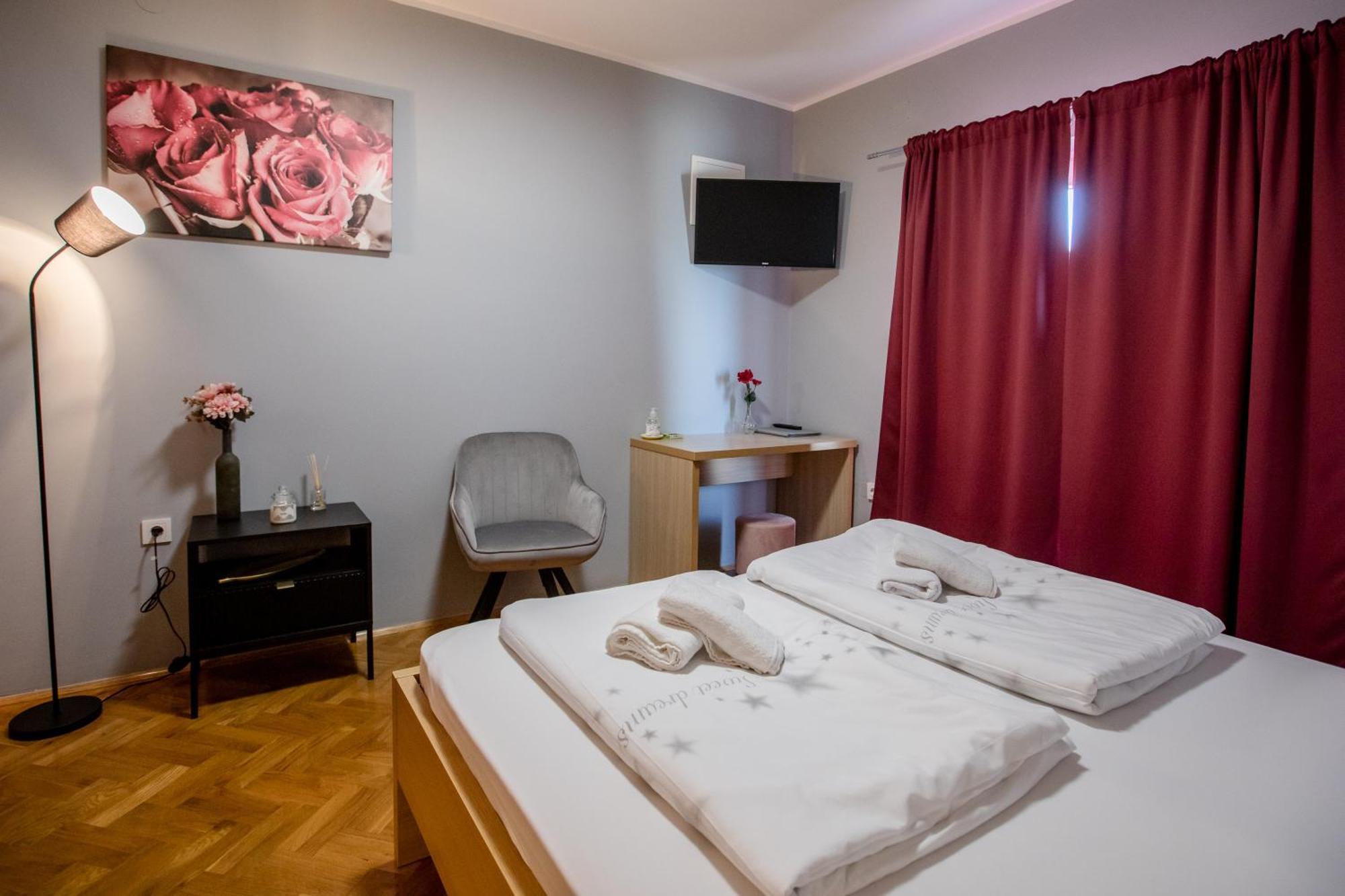 Apartmani Ana & Milo Lopar Rum bild